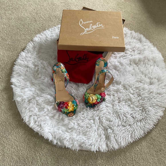 Christian Louboutin Red and Blue Heels - Picture 4 of 9